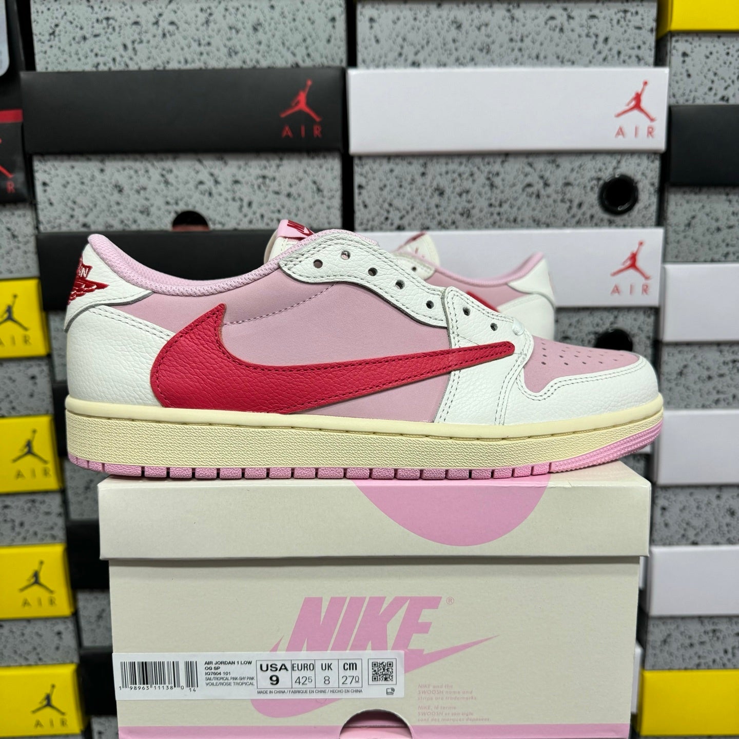 Air Jordan 1 Retro Low OG SP Travis Scott Sail Tropical Pink