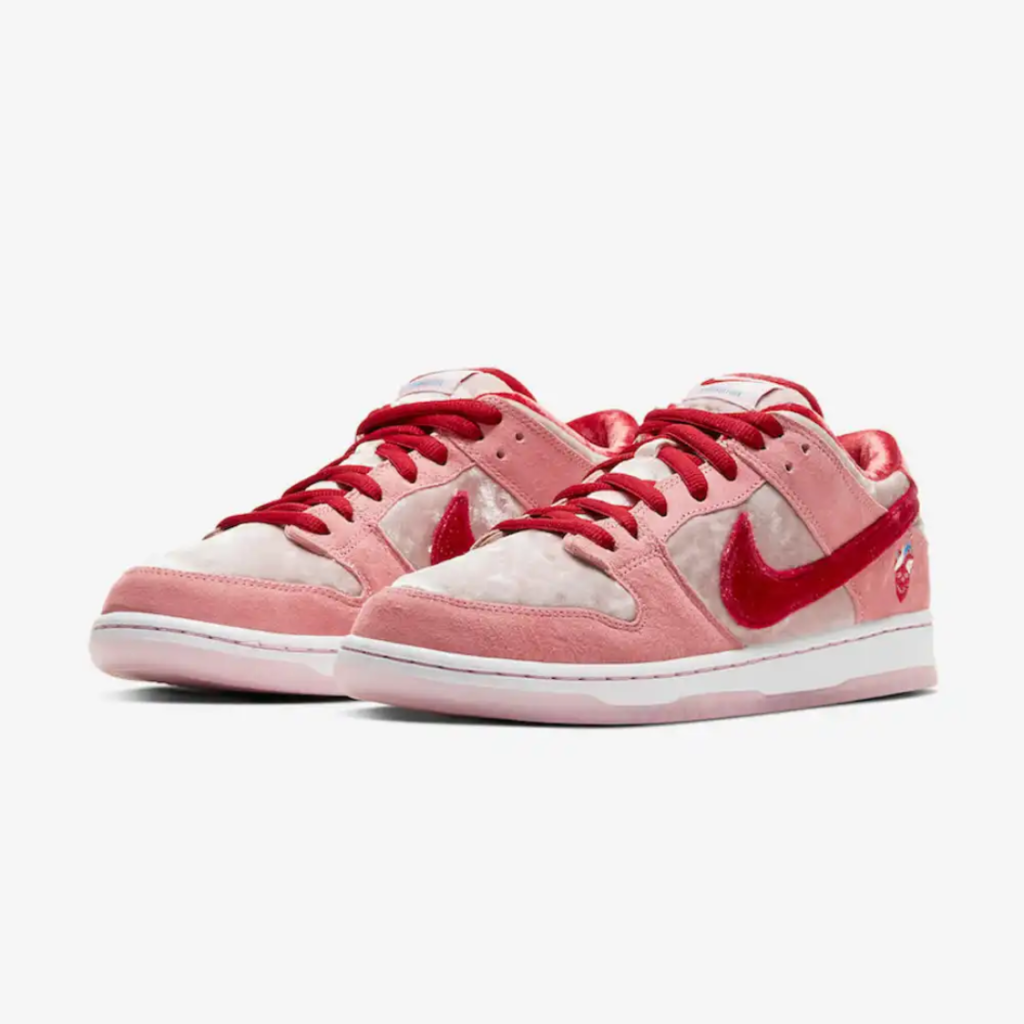 Dunk sb low strangelove