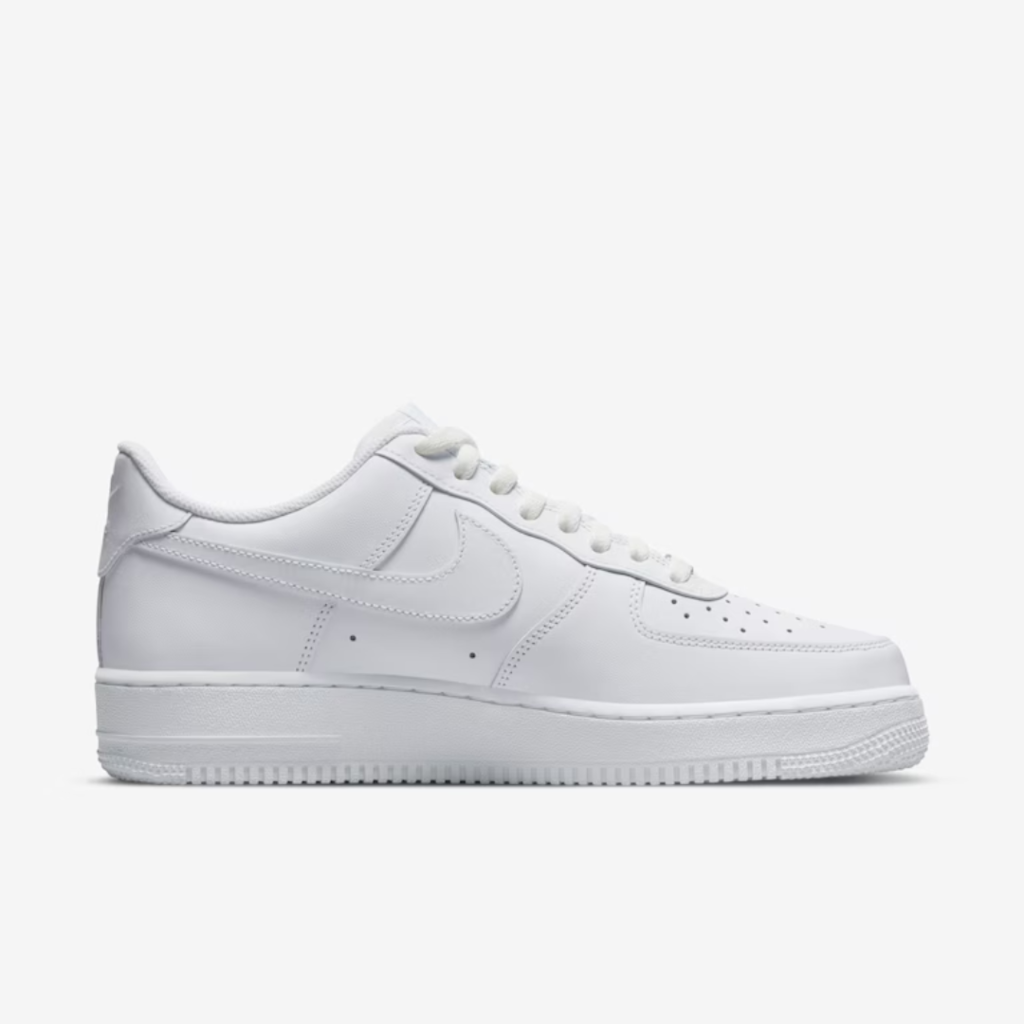 Tênis Nike Air Force 1 Low '07 Triple White Masculino