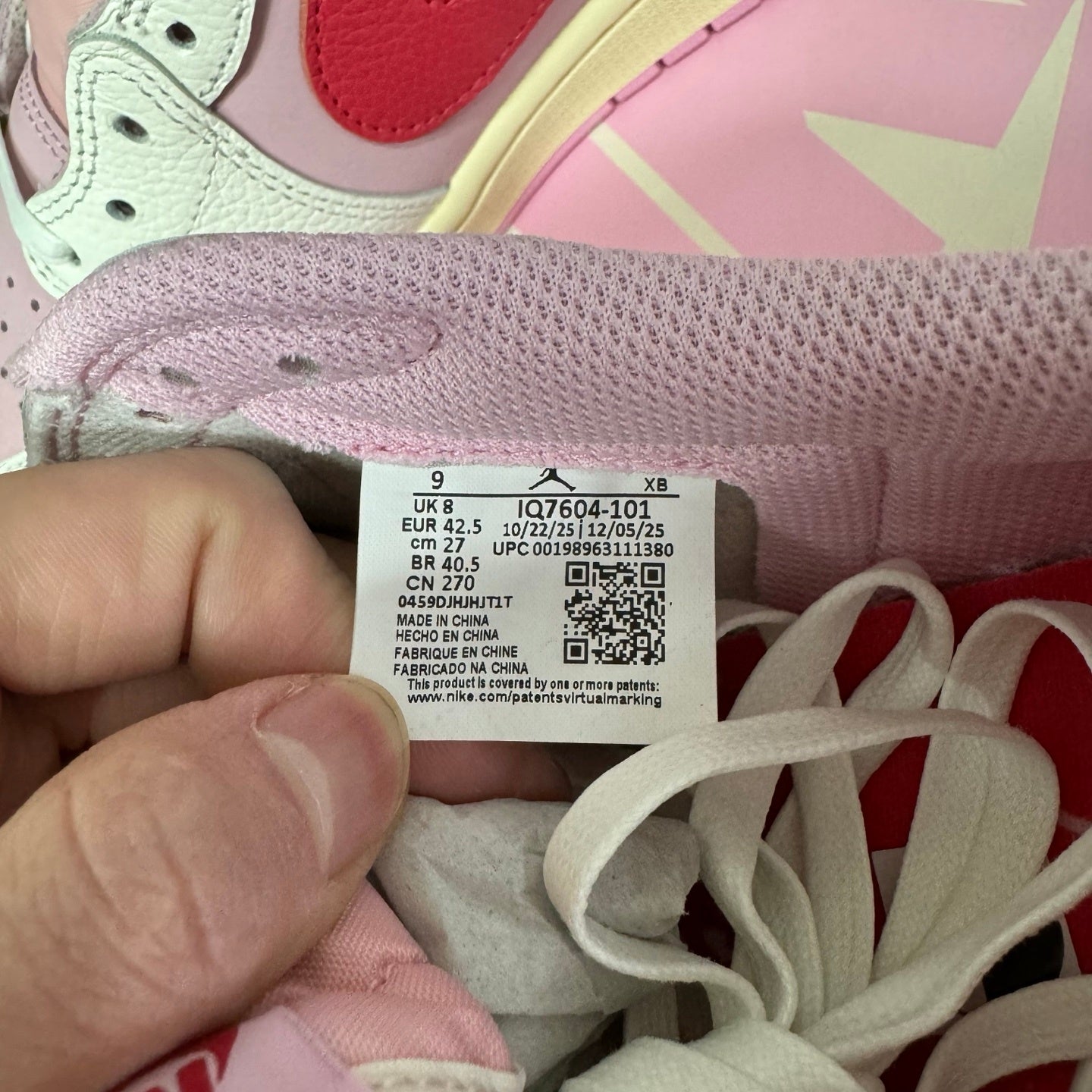 Air Jordan 1 Retro Low OG SP Travis Scott Sail Tropical Pink