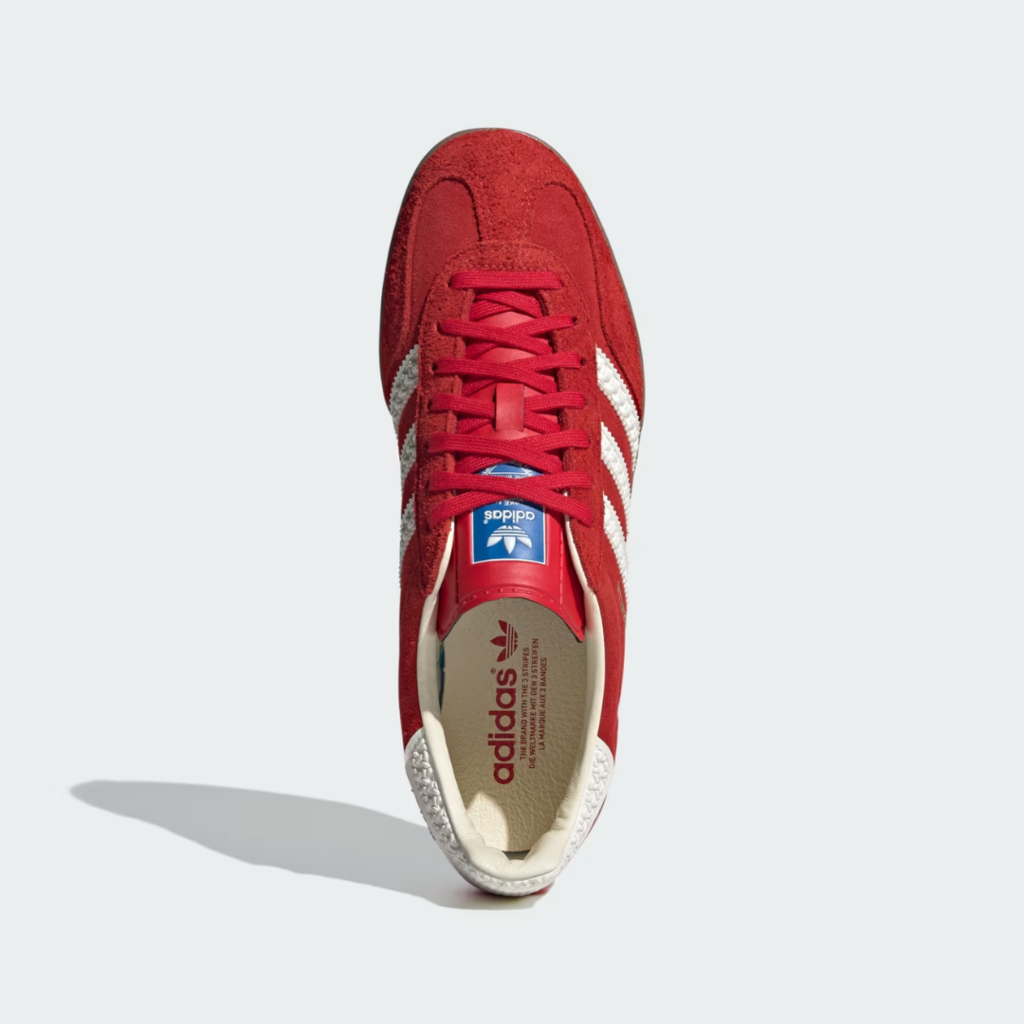 Gazelle indoor red white
