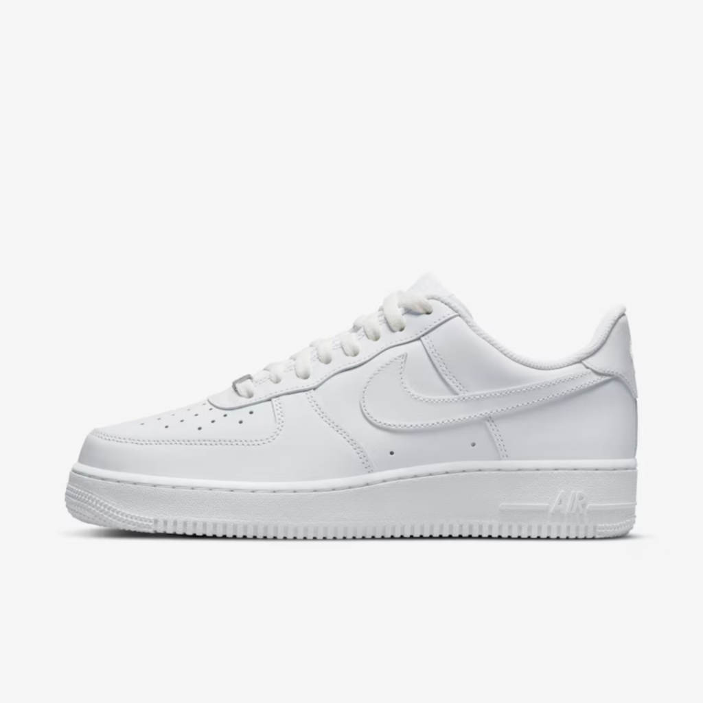 Tênis Nike Air Force 1 Low '07 Triple White Masculino